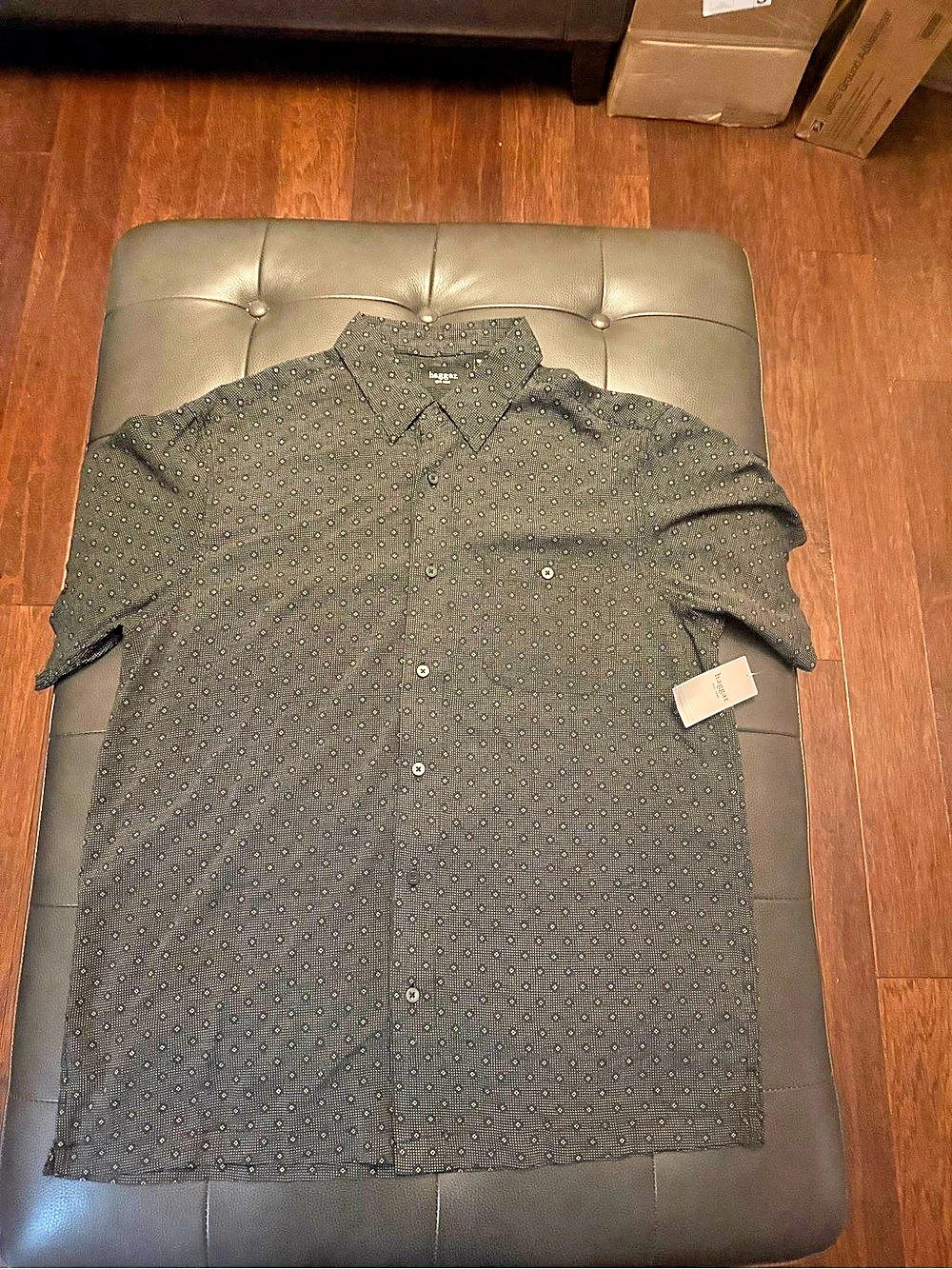 Haggar Men's Geometric Short Sleeve Shirt in Black NWT